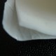 49 cm de Mousse blanche adhésive