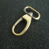 Mousqueton design laiton brossé 20 mm