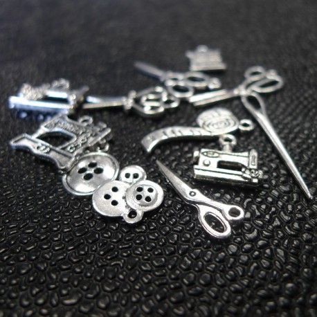 Lot de 12 Charms Couture