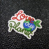 Ecusson brodé Love our Planet