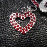 Charm strass coeur rouge