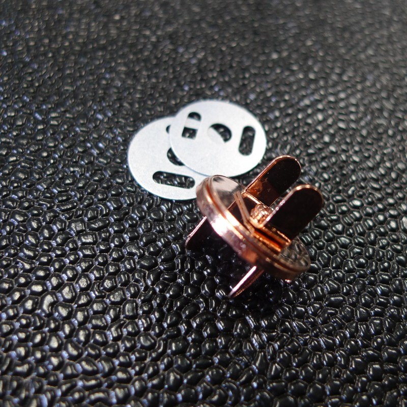 thumbnail image 2 of Staples 6x9 Extra-Heavyweight Clasp Envelopes - Manila Security Mailers For Documents & Files (Box Of 100) 2 of 14