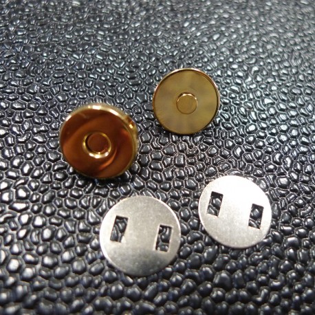 thumbnail image 2 of Staples 6x9 Extra-Heavyweight Clasp Envelopes - Manila Security Mailers For Documents & Files (Box Of 100) 2 of 14