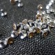 Lot de 100 rivets Strass or tige argent