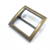 Boucle Filomena carrée bronze 30 mm