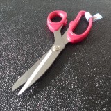 Ciseaux universels framboise