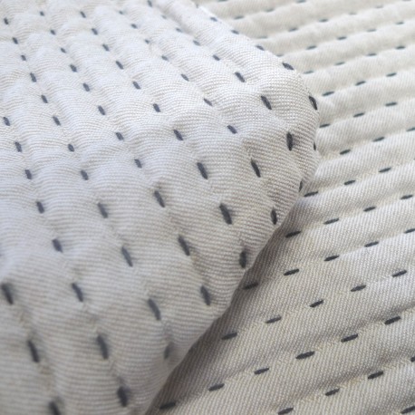 Etoffe Futon matelassé écru