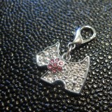 Breloque chien Strass