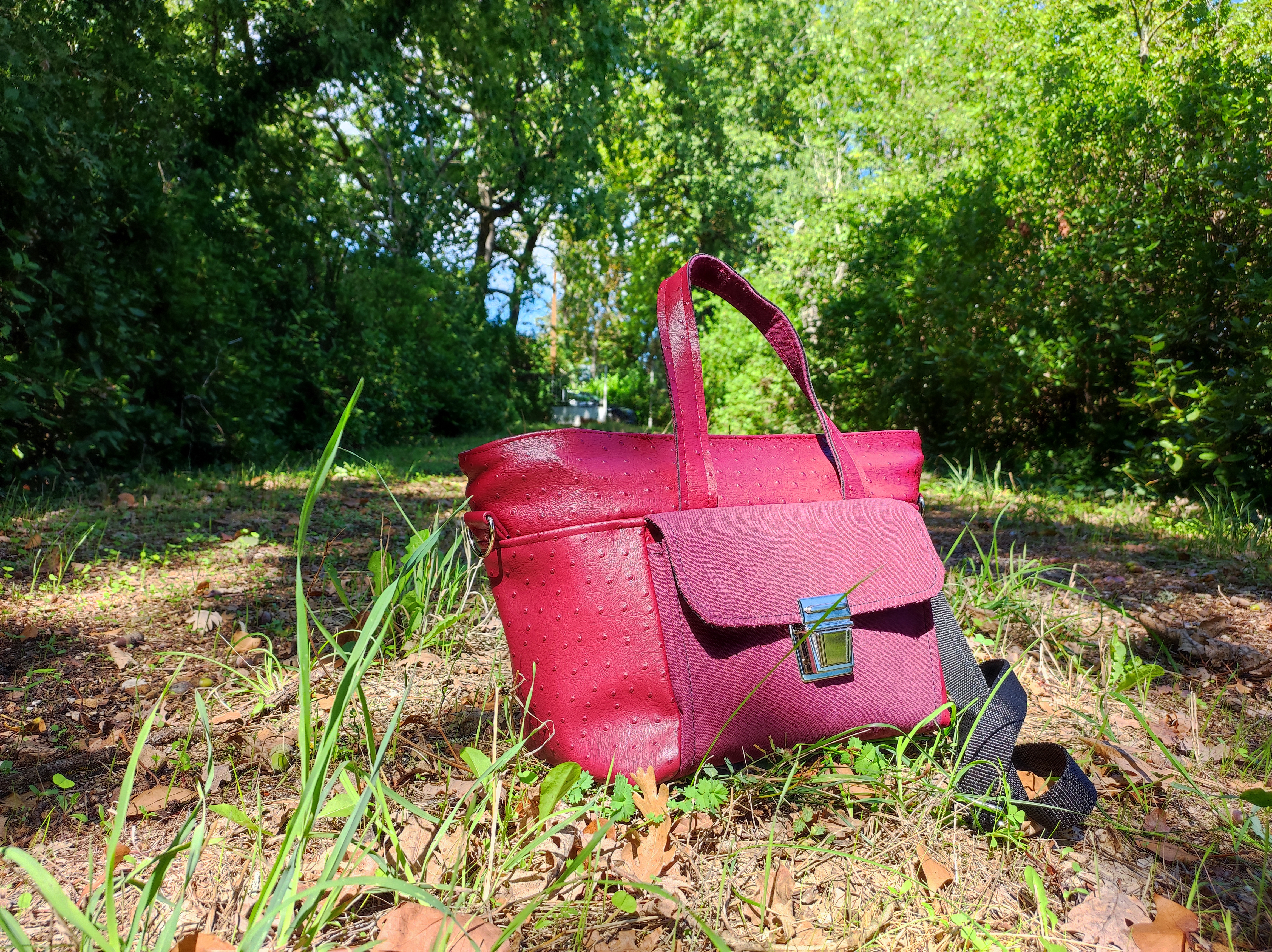 Lunch bag Gota autruche bordeaux LA MERCERIE DES CREATEURS